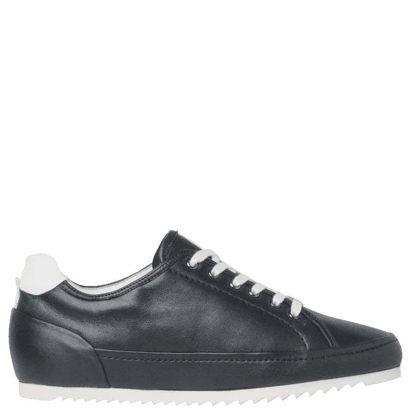 Hassia 301040300 - Wide Fit Trainer