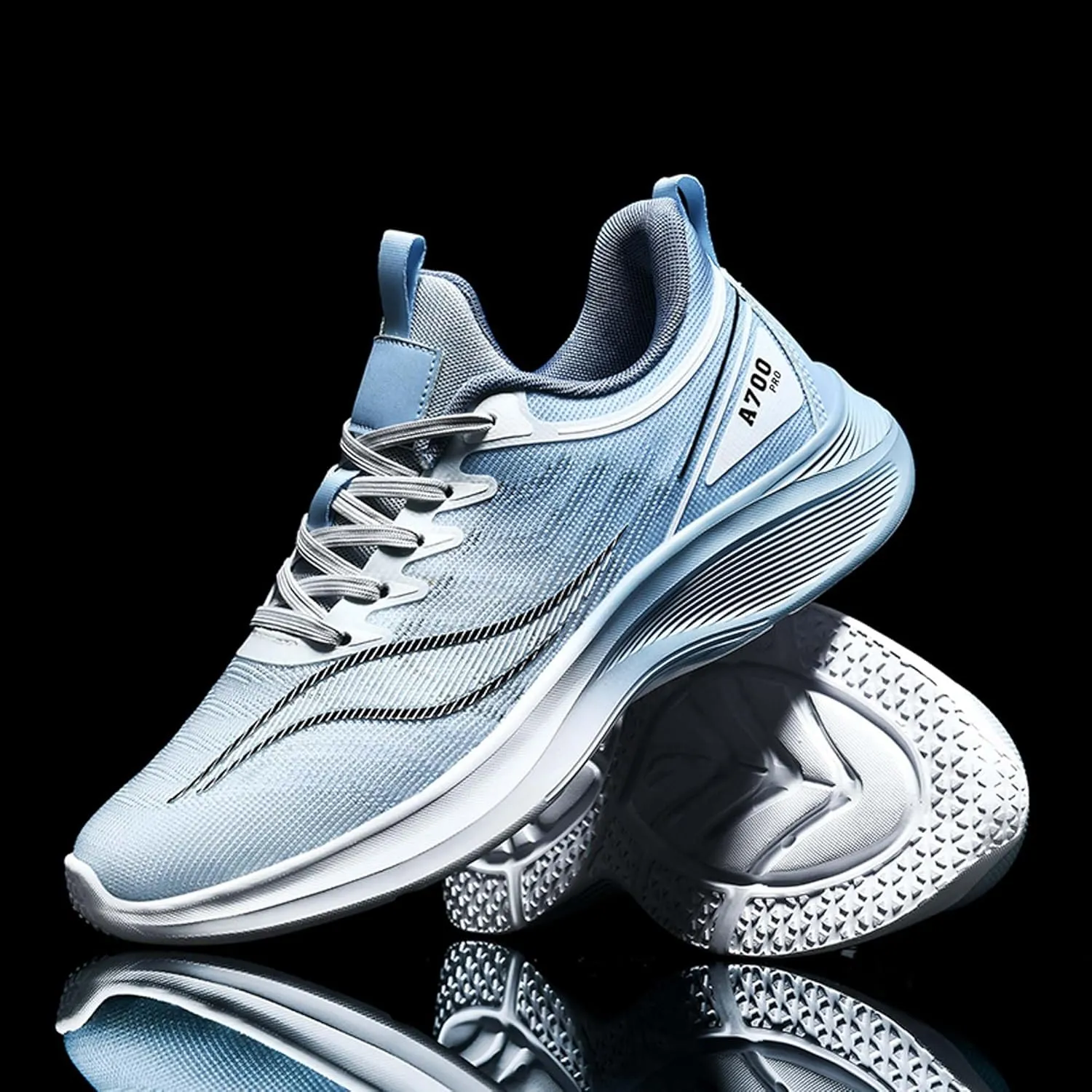 Men's Running Shoes Fashion Sneakers Lightweight Breathable Mesh Lace Up Mesh Walking Shoes Workout Casual Sports Shoes Cross Training Sneakers Women's Running Shoes