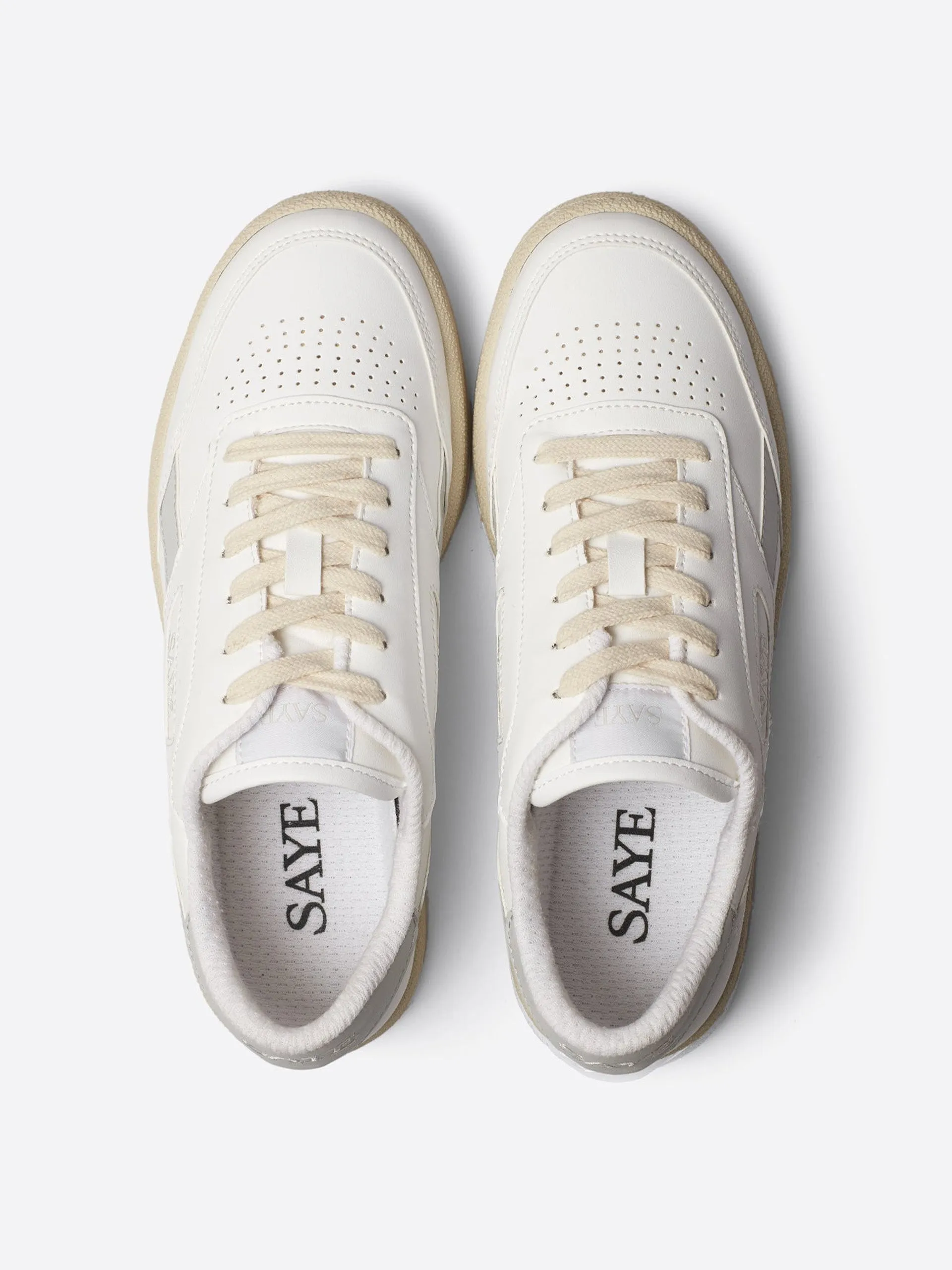 Modelo '89 trainer in gris