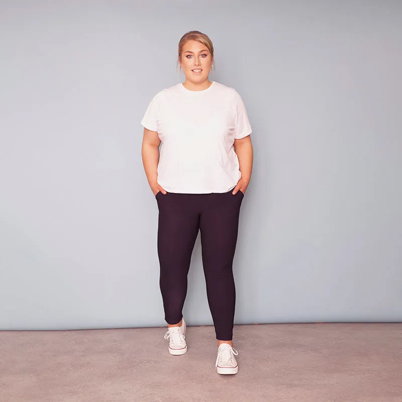 Pia Trousers (Navy)