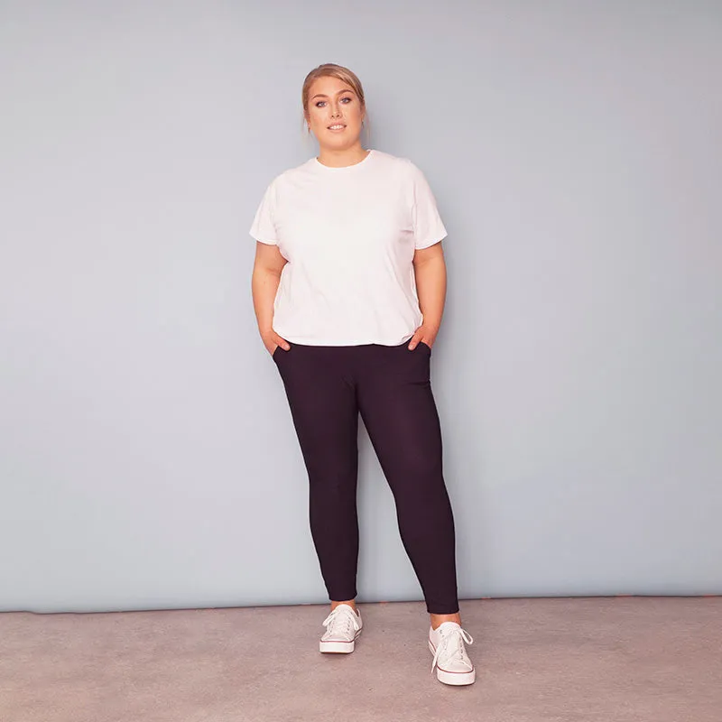 Pia Trousers (Navy)